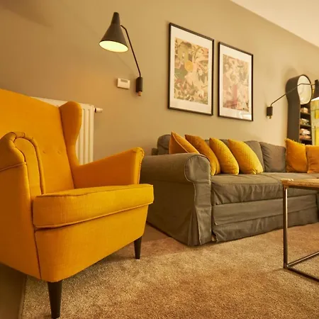 Seayou Yellow House *