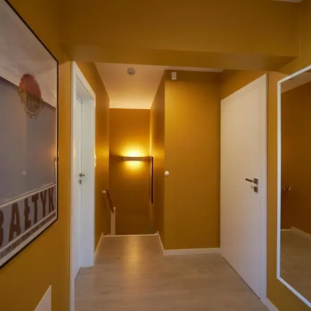 Seayou Yellow House *