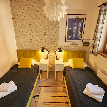 Seayou Yellow House 度假居 *