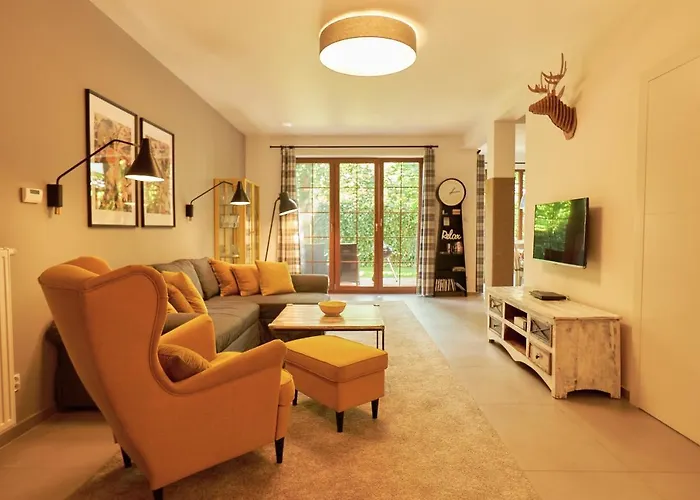 Seayou Yellow House *