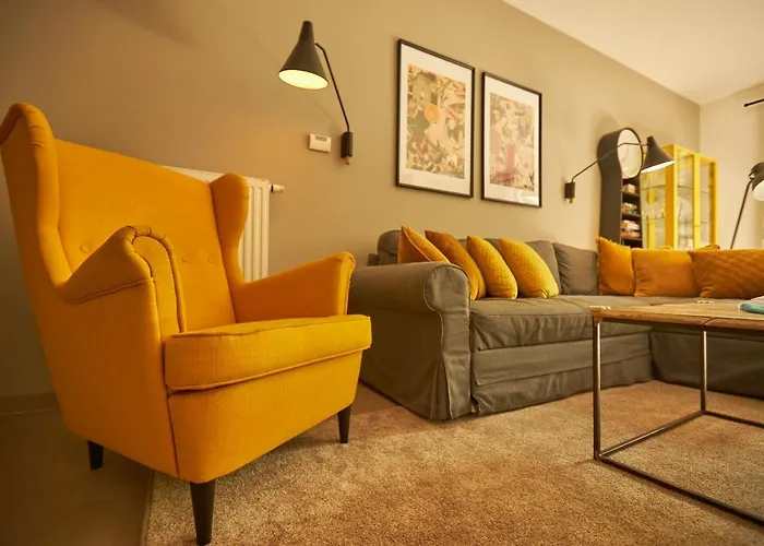 Seayou Yellow House *