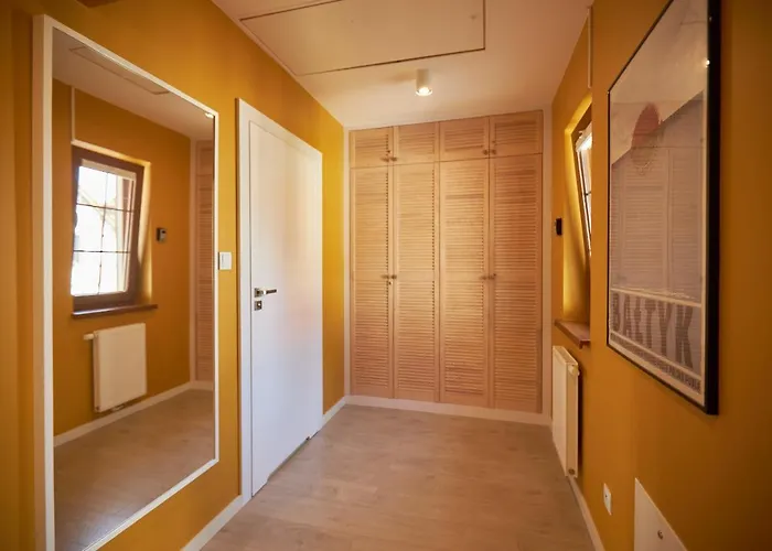 Vakantiehuis Seayou Yellow House