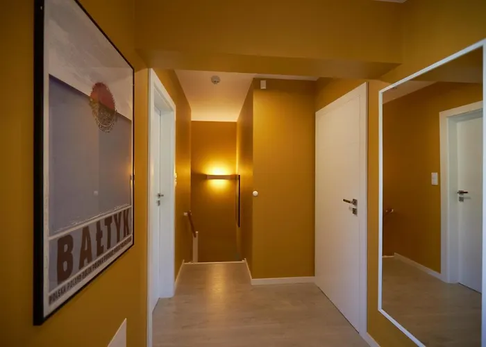 Seayou Yellow House *