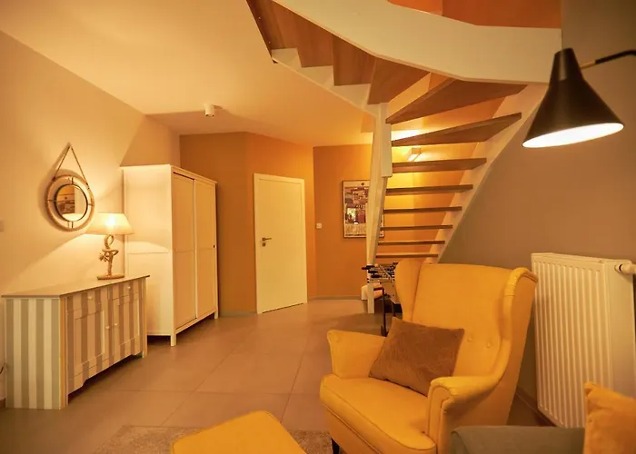 Prázdninový dům Seayou Yellow House